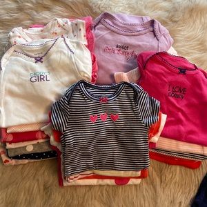 Baby Girls Bundle- 3Mo- HUGE lot of Shirts, Pants, Sweatshirts, Pajamas & Caps